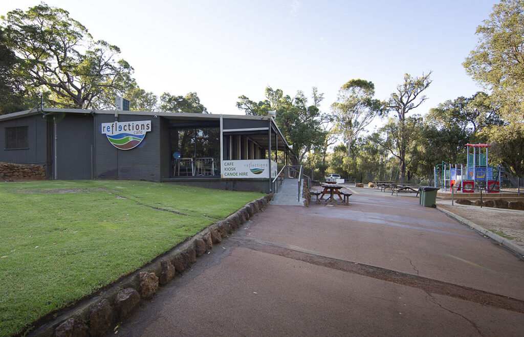 New operator for cafe at Lake Leschenaultia - Echo Newspaper